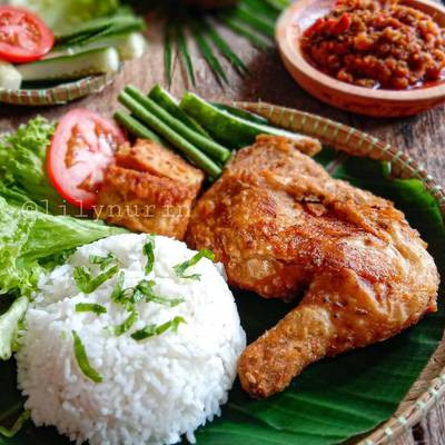 Nasi Ayam Penyet