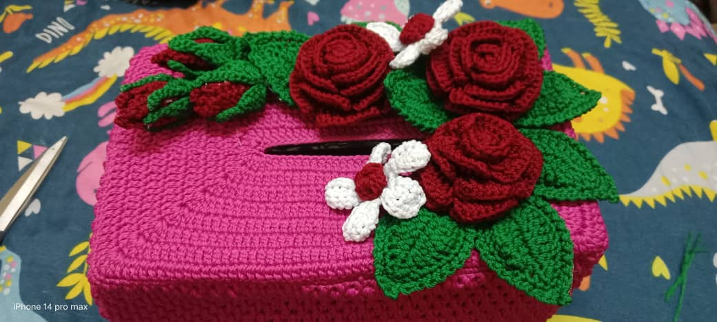 Mengait Kotak tisu holder bentuk bunga